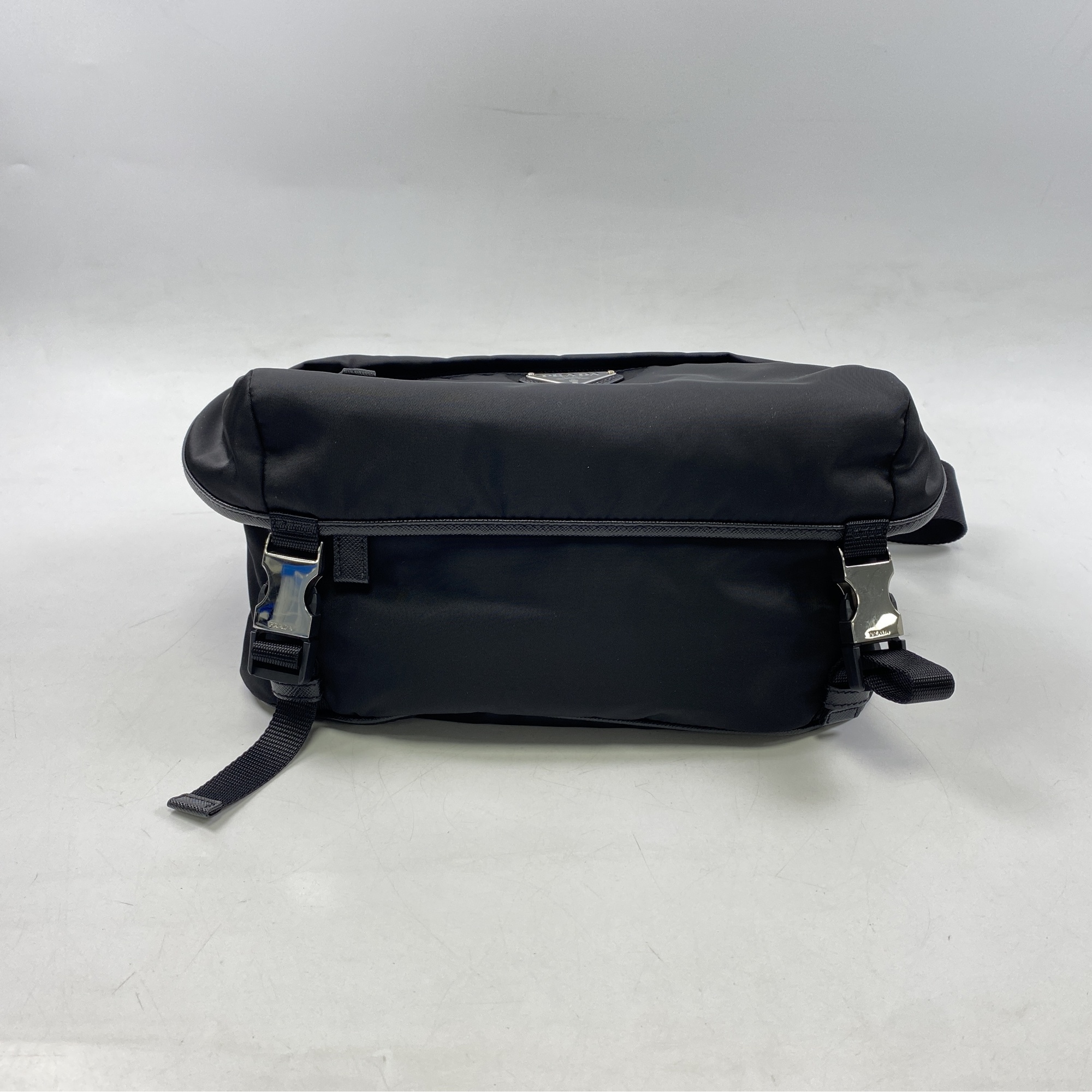 プラダ リナイロン×サフィアーノ ショルダーバッグ 黒 ナイロン Bランク