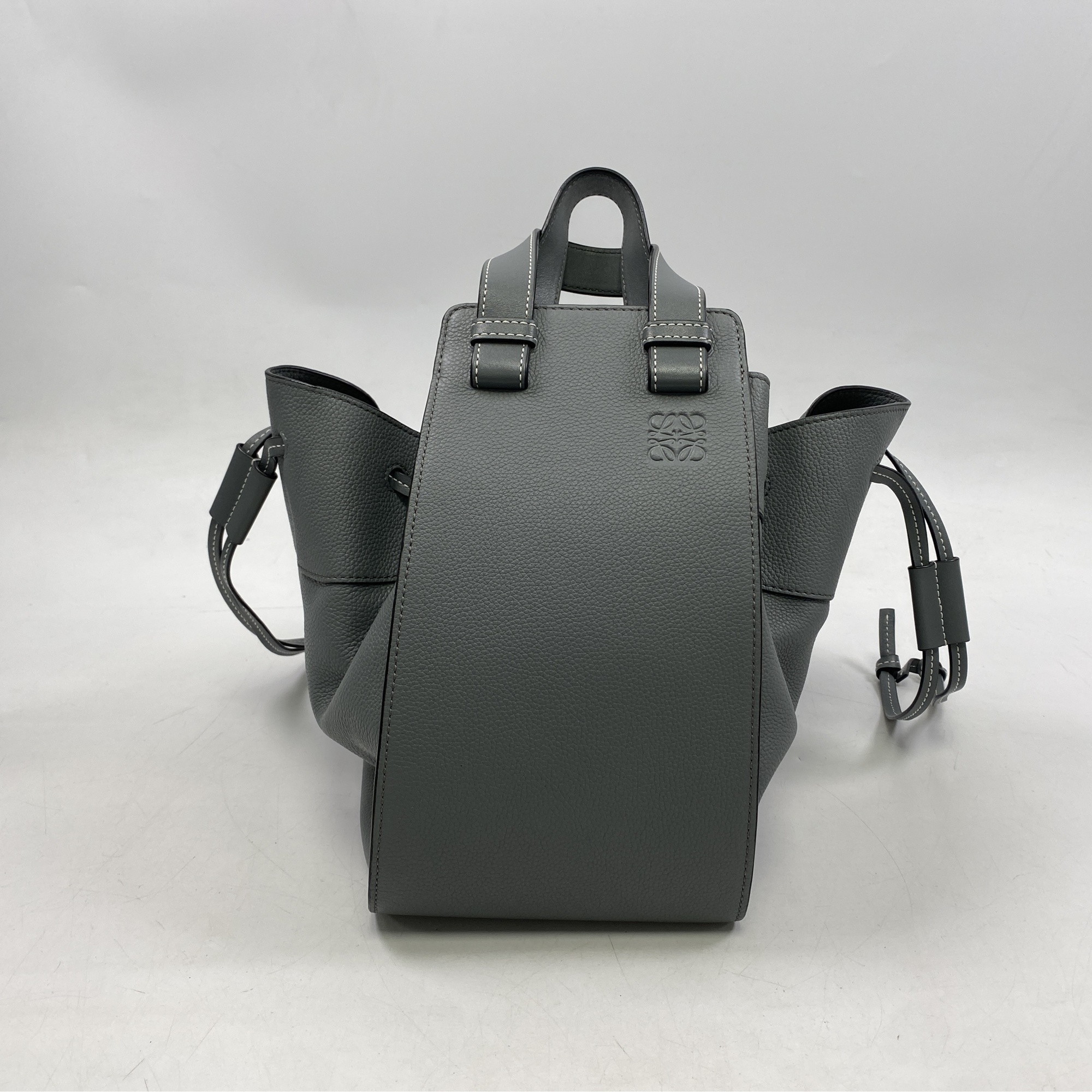 ロエベ ハンモック スモール グレー系 レザー Bランク