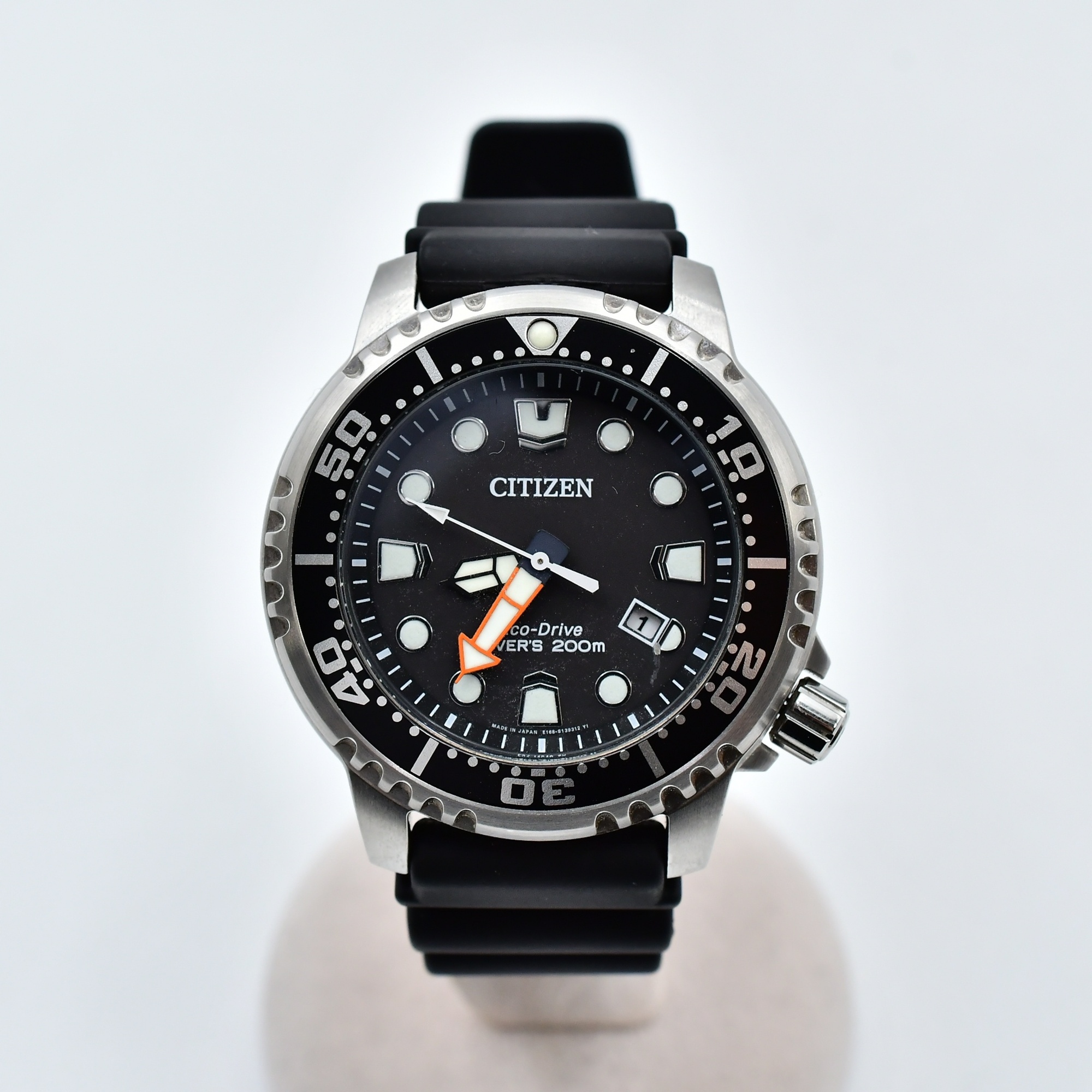 シチズン プロマスター マリーンシリーズ エコドライブ 黒文字盤 SS×ラバー/QZ Bランク