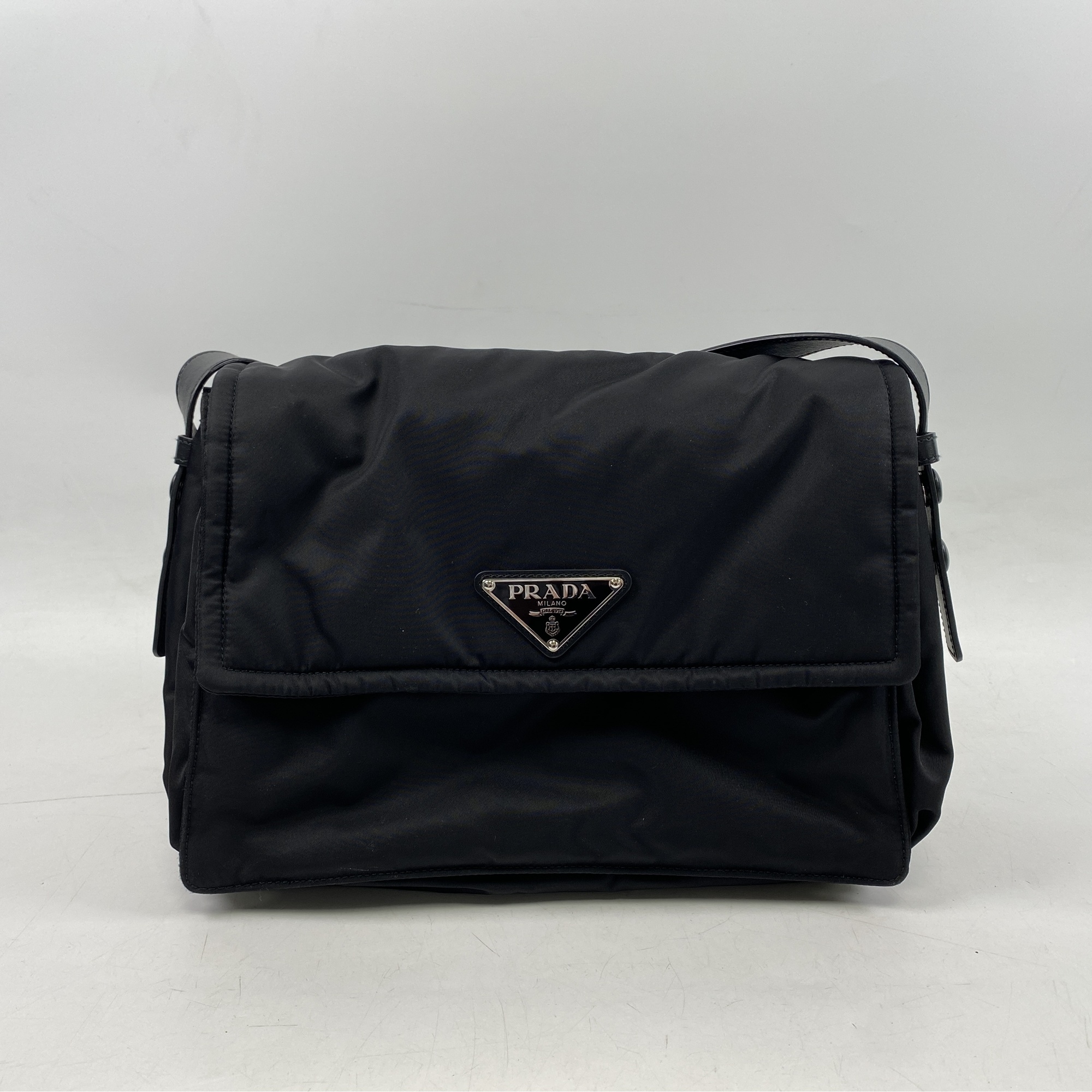 プラダ メッセンジャーバッグ 黒 リナイロン Bランク