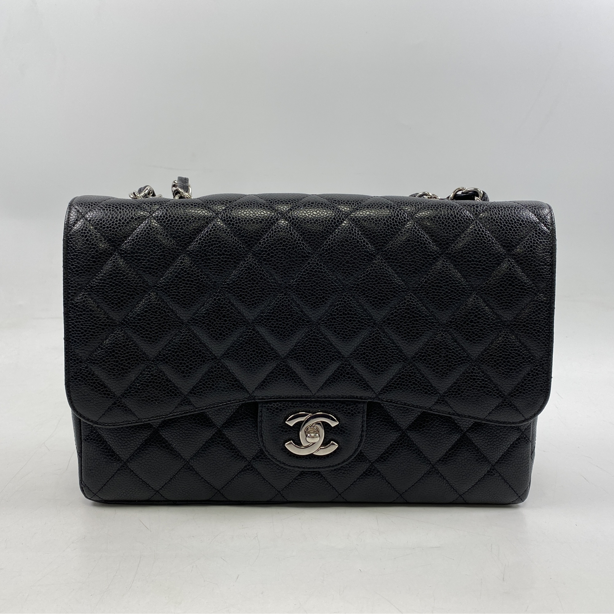 シャネル マトラッセ30 黒 キャビア ABランク