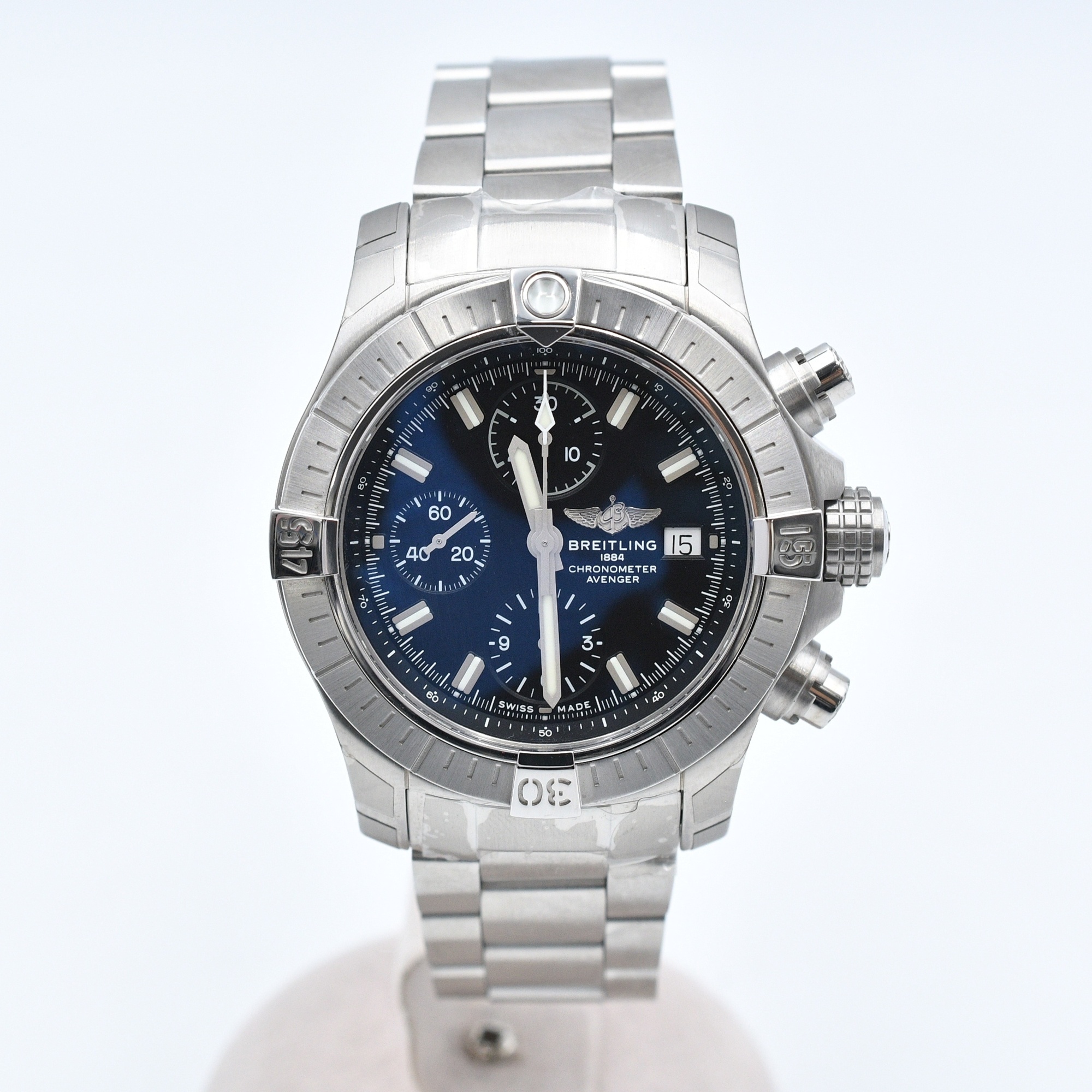 ブライトリング アベンジャー クロノグラフ 43 デイト 黒文字盤 SS/AT Nランク