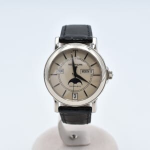 パテック フィリップ アニュアルカレンダー シルバー文字盤 T＆C Wネーム WG×革/AT 5150G 買取実績【買取日：2026年1月4日】