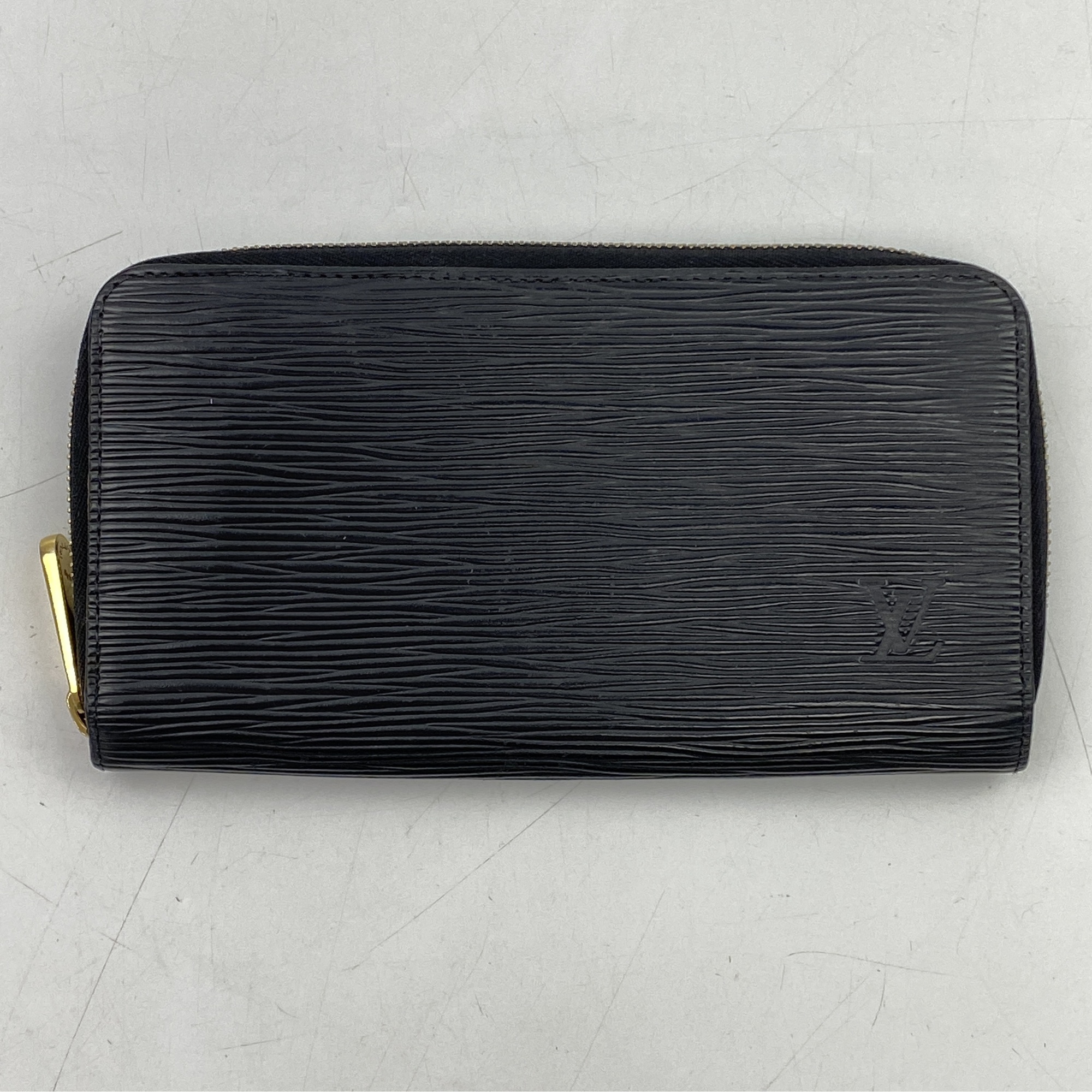 ルイ・ヴィトン エピ ジッピーウォレット ノワール M61857 買取実績