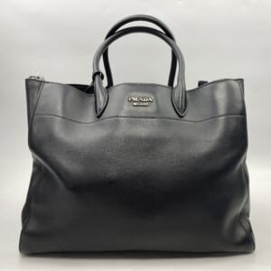 プラダ 2WAYトートバッグ 黒 レザー 1BG041 買取実績【買取日：2026年1月4日】