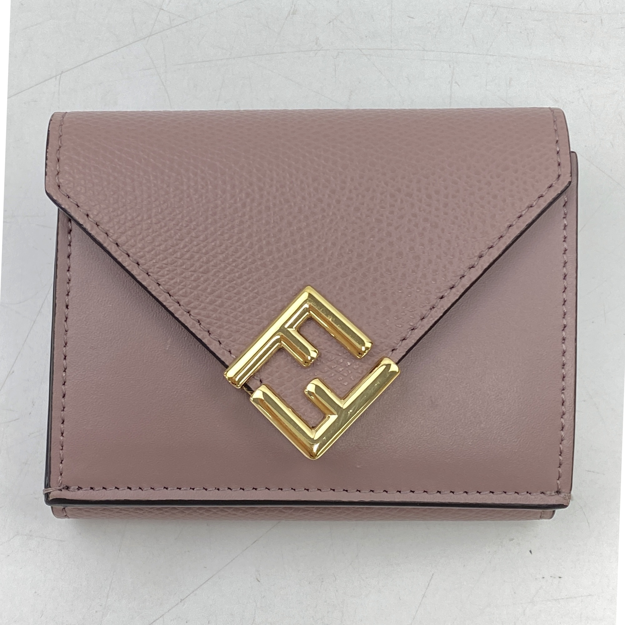 フェンディ FFダイヤモンド コンパクトウォレット パープル レザー Bランク