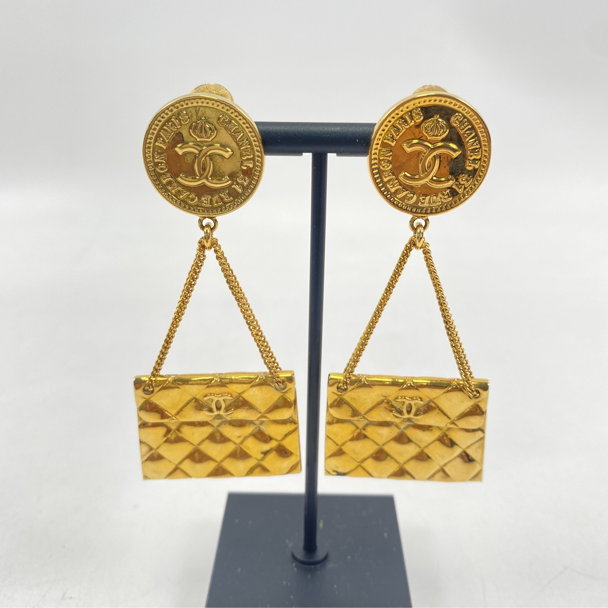シャネル バッグモチーフ イヤリング GP 95P Bランク