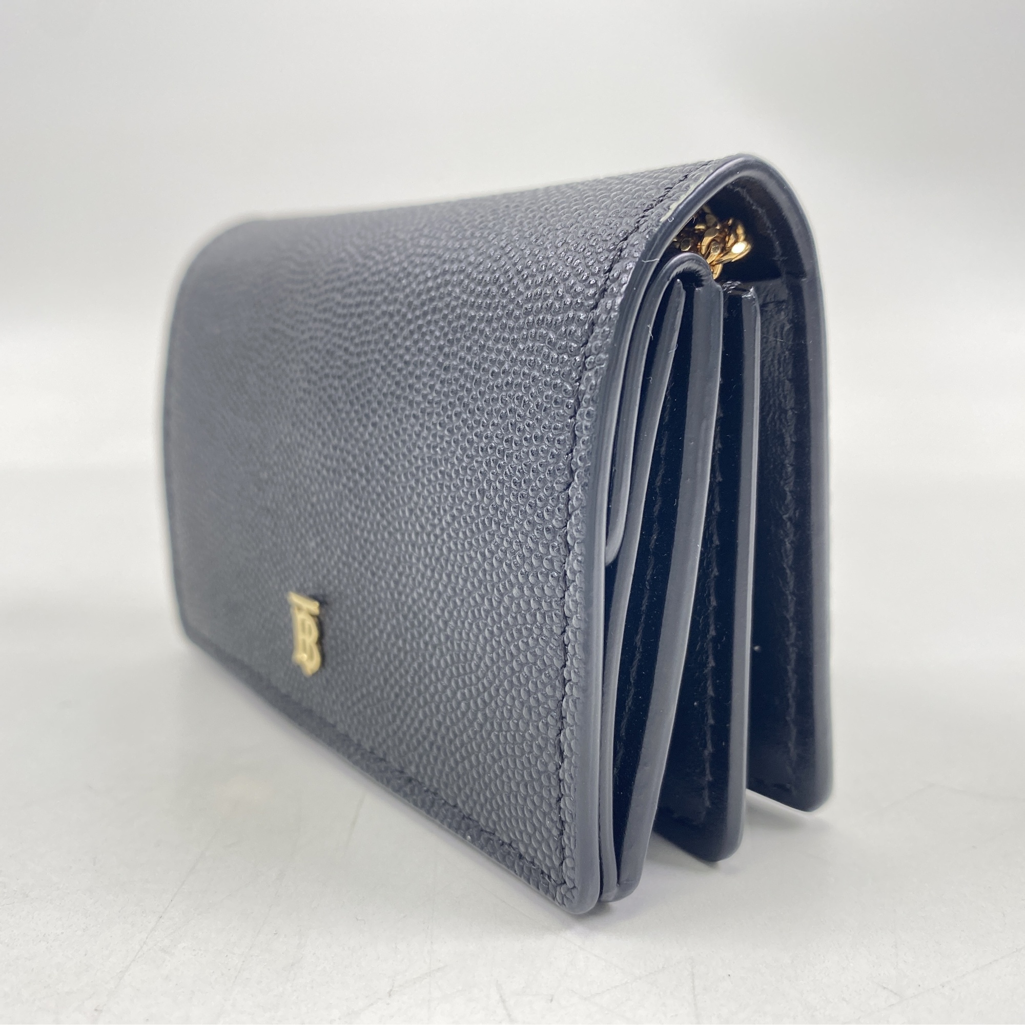 バーバリー ミニチェーンウォレット 黒 レザー Aランク