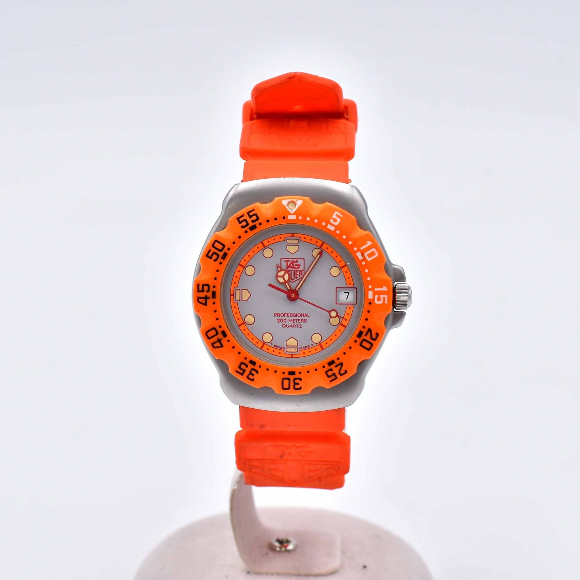 タグホイヤー フォーミュラ ワン デイト グレー文字盤 オレンジ SS×ラバー/QZ Bランク
