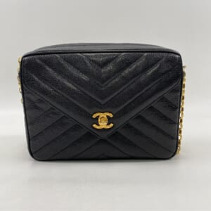 シャネル シェブロン Vステッチ チェーンショルダーバッグ 黒 キャビアスキン GD金具 買取実績【買取日：2025年11月2日】