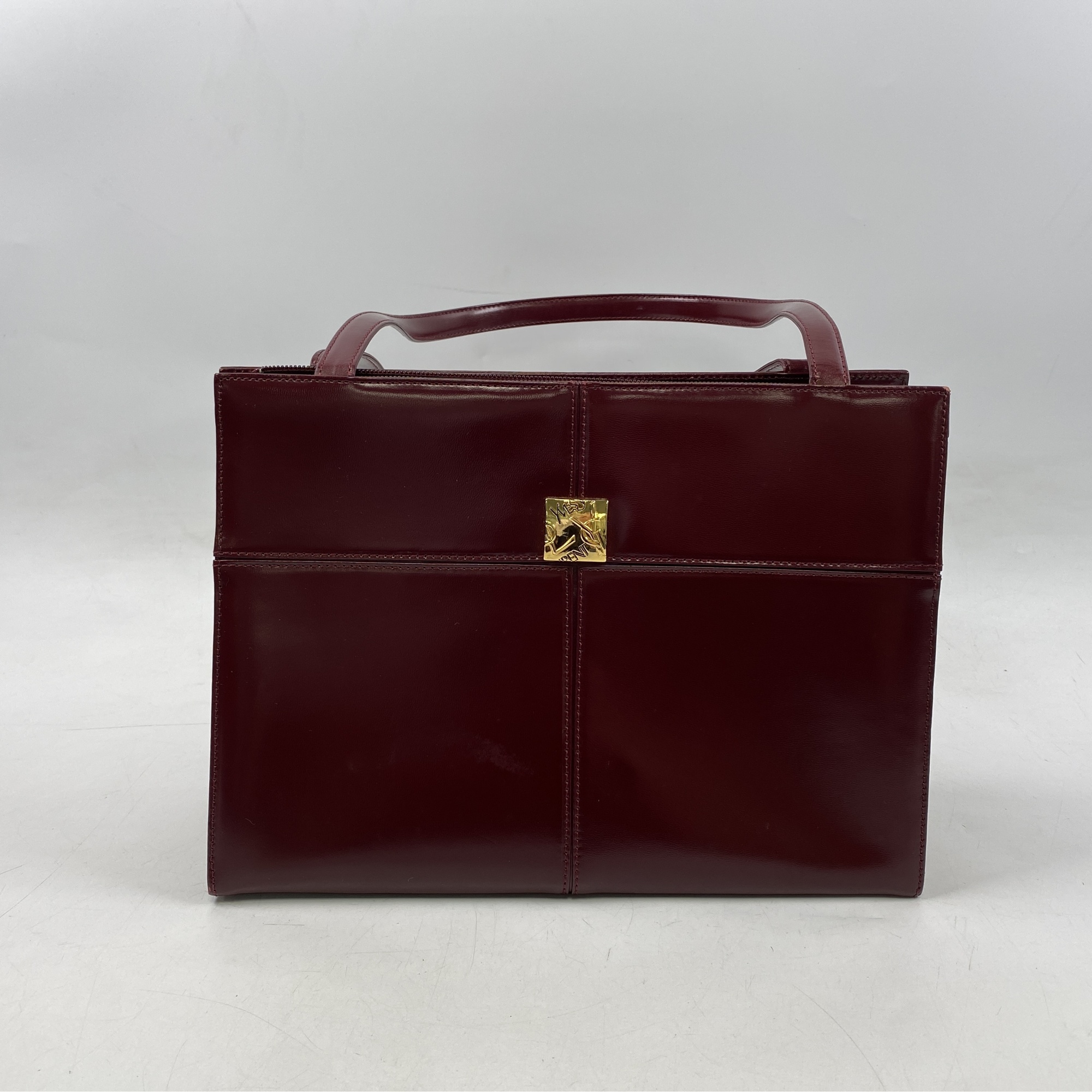 サンローラン ショルダーバッグ ボルドー レザー Bランク