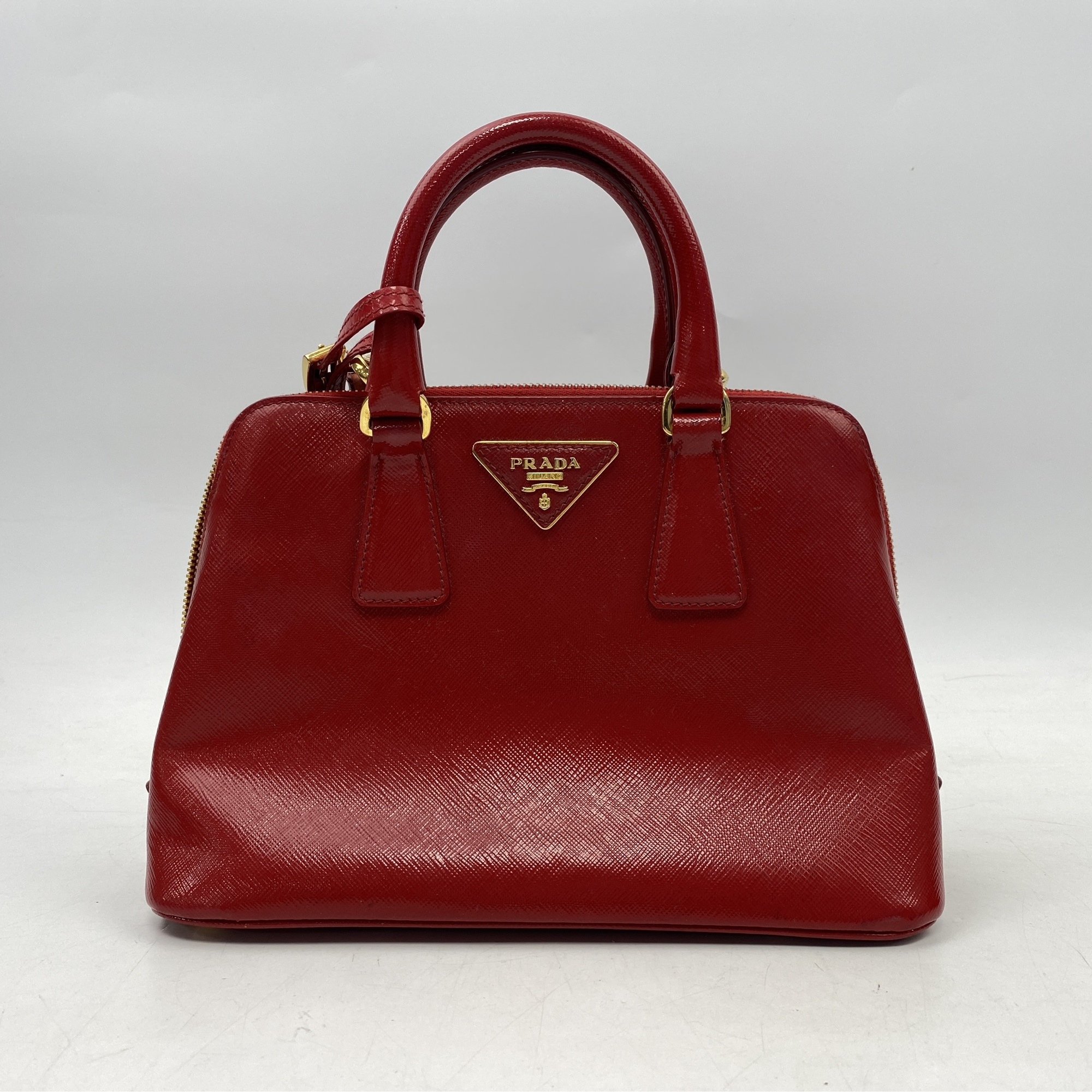 プラダ プラダ サフィアーノヴェルニック 2wayハンドバッグ レッド BL0838 Bランク