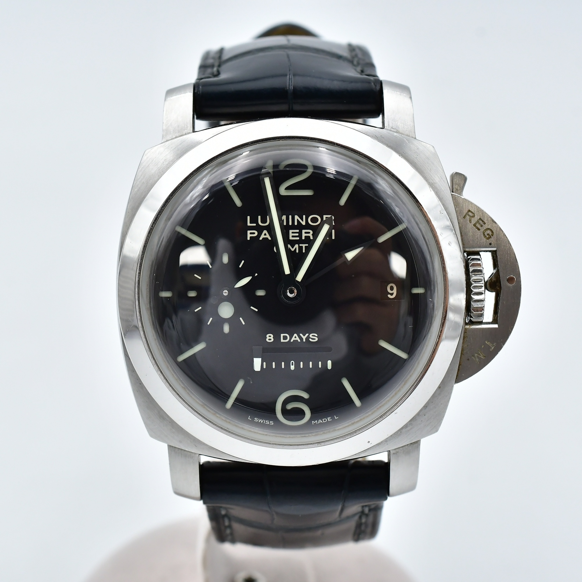 パネライ ルミノール 8デイズ GMT 黒文字盤 SS×革/手巻き PAM00233 