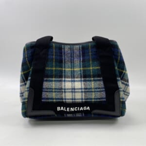 バレンシアガ ネイビーカバス チェック柄 ウール 339933 買取実績【買取日：2026年1月23日】