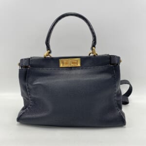 フェンディ ピーカブー セレリア ミディアム 黒 レザー 8BN290 買取実績【買取日：2026年1月4日】