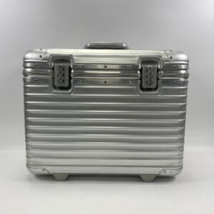 リモワ トパーズ パイロット トロリー 2輪 シルバー 928.50.11.1 買取実績【買取日：2026年1月7日】