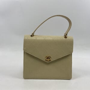 シャネル マトラッセ ハンドバッグ 白 キャビアスキン GD金具 買取実績【買取日：2026年2月22日】