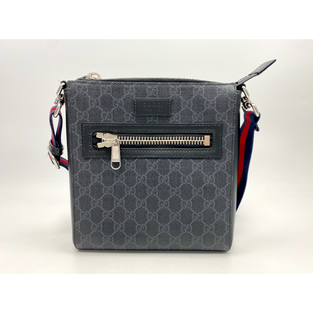 グッチ GGスプリーム ショルダーバッグ 黒 PVCレザー Bランク