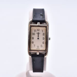 エルメス ナンタケット シルバー文字盤 SV925×革/QZ 〇U刻印 買取実績【買取日：2026年2月22日】