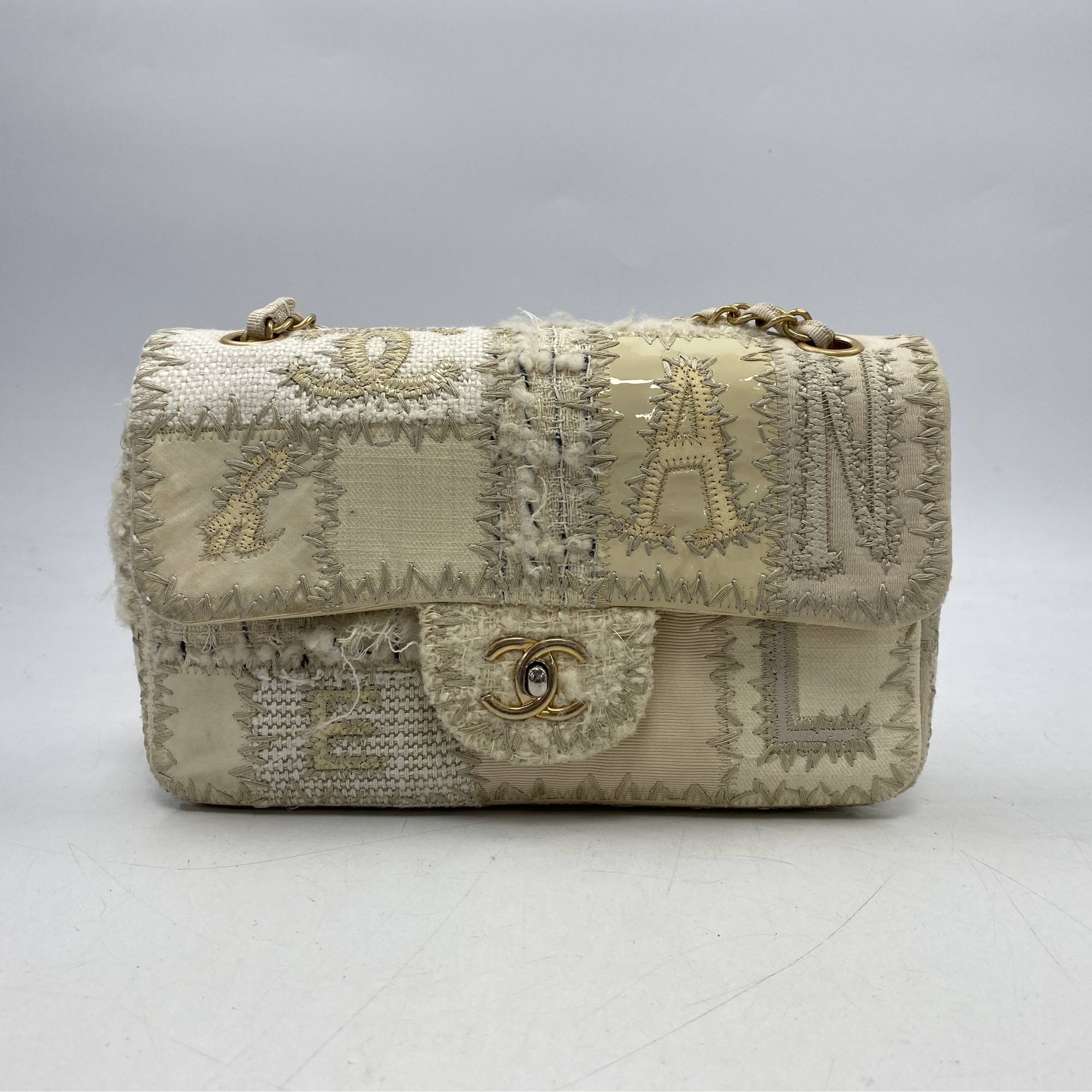 シャネル マトラッセ パッチワーク Sフラップ Wチェーン ホワイト ツイードxパテントレザーxキャンバス Bランク