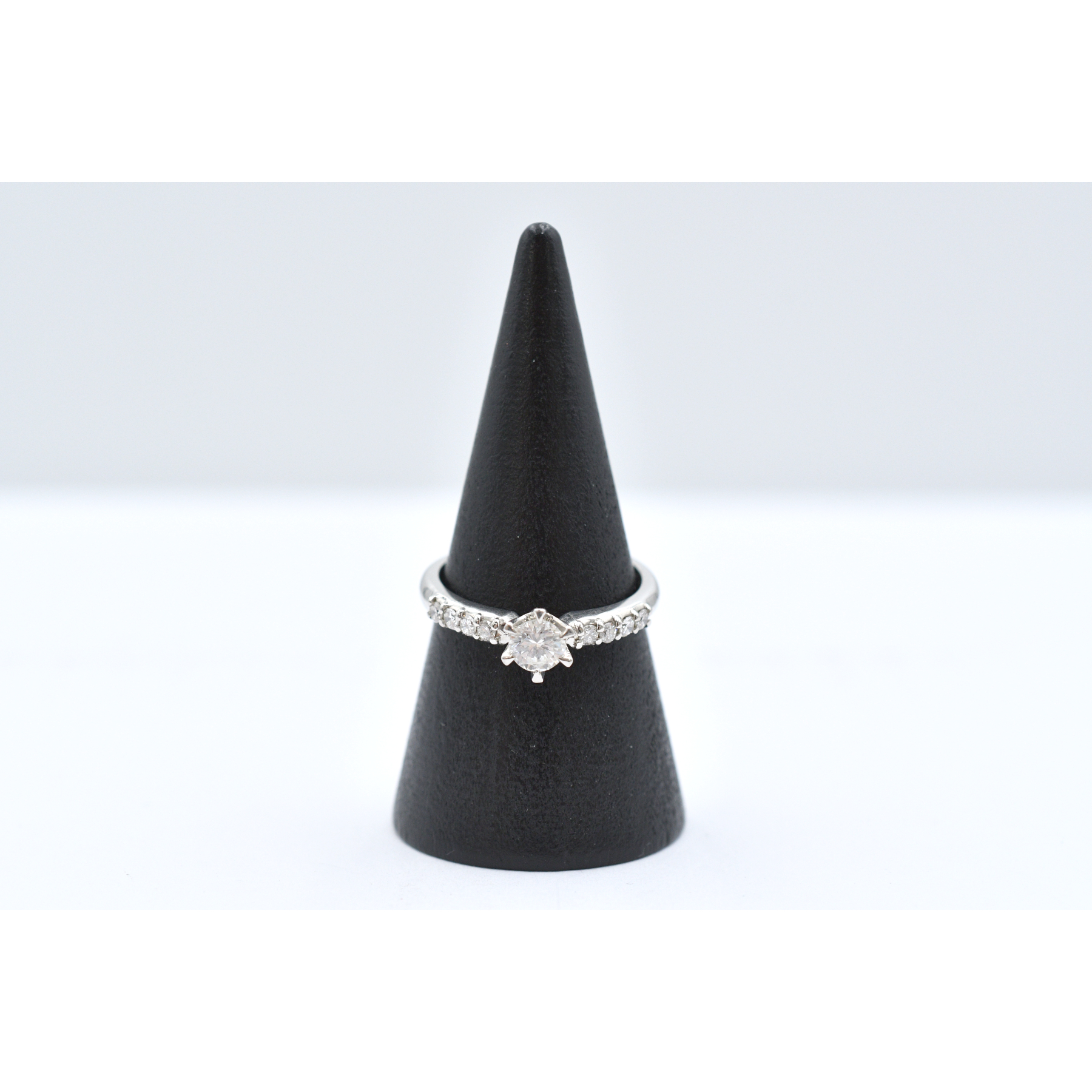 Pt900 ダイヤリング 0.15ct 0.30ct Bランク