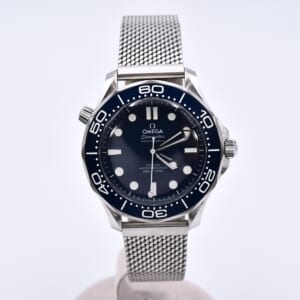 オメガ シーマスター ダイバー300M 007ジェームズ・ボンド60周年記念モデル 青文字盤 SS/AT 210.30.42.20.03.002 買取実績【買取日：2026年2月22日】