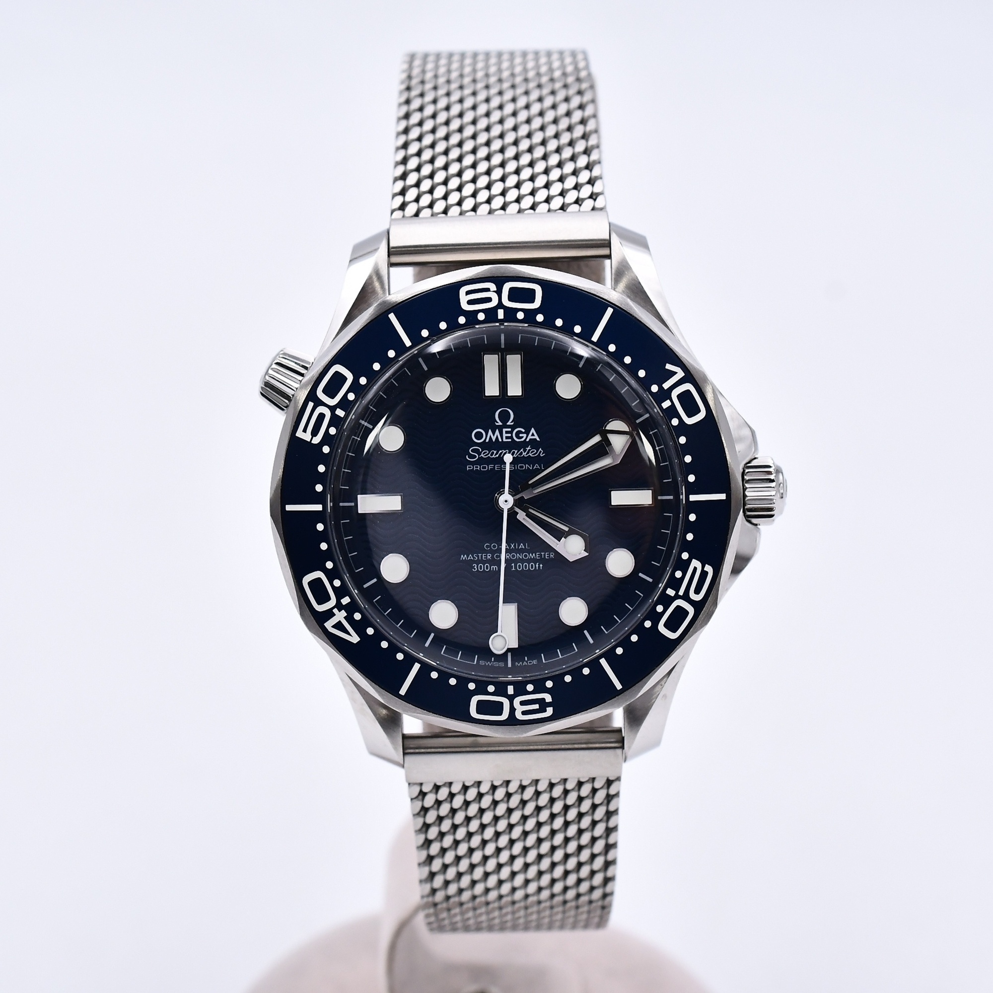 オメガ シーマスター ダイバー300M 007ジェームズ・ボンド60周年記念モデル 青文字盤 SS/AT Aランク