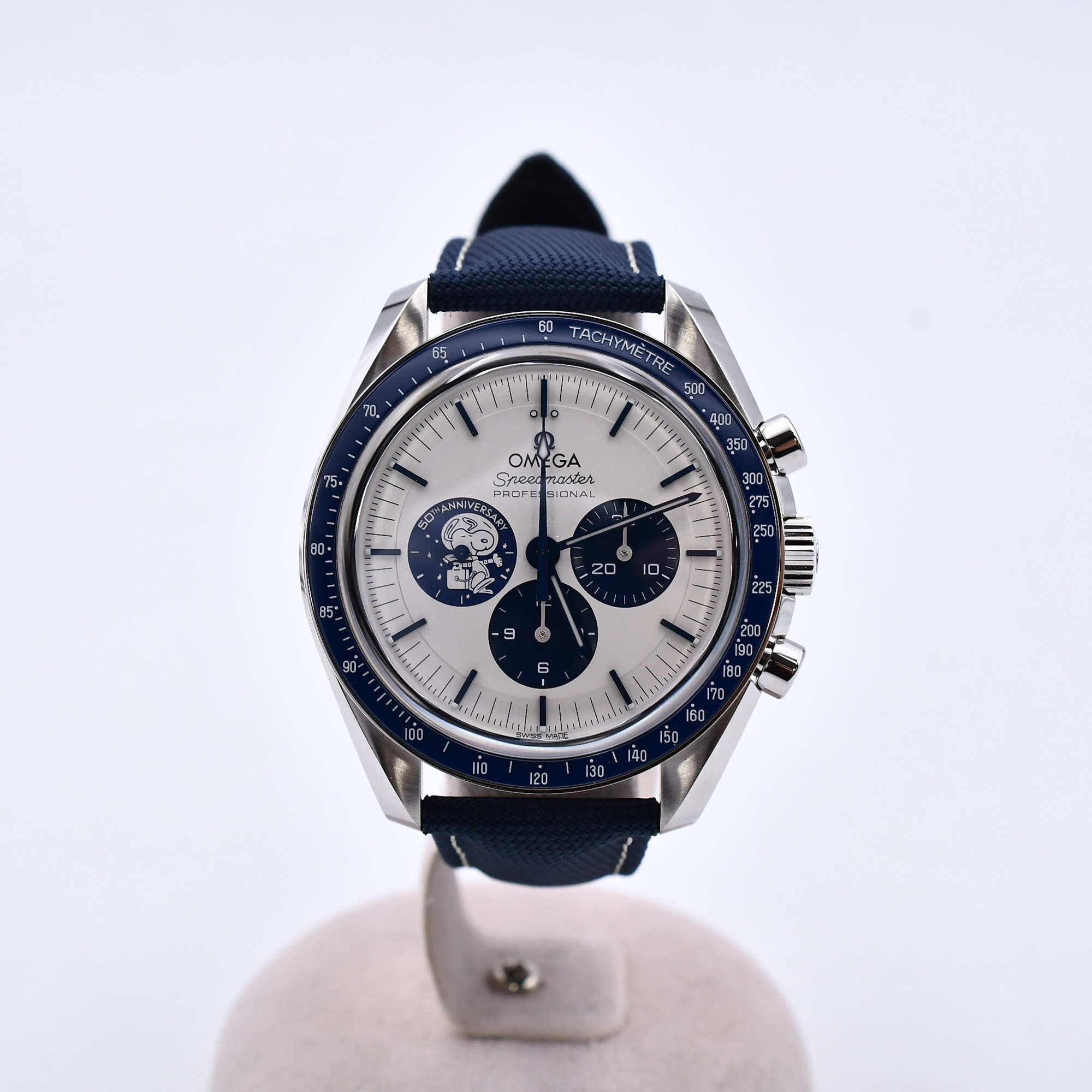 オメガ スピードマスター スヌーピーアワード 白×青文字盤 SS×ナイロン/手巻 Sランク