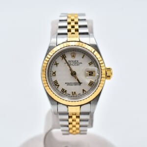 ロレックス デイトジャスト アイボリーピラミッド文字盤 SS×YG/AT 79173 買取実績【買取日：2026年2月5日】