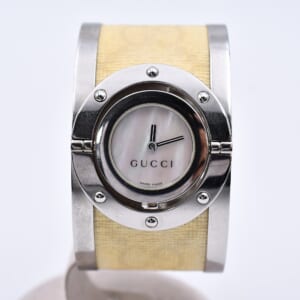 グッチ トワールコレクション ワイドバングル シェル文字盤 SS/QZ 112 買取実績【買取日：2026年2月21日】