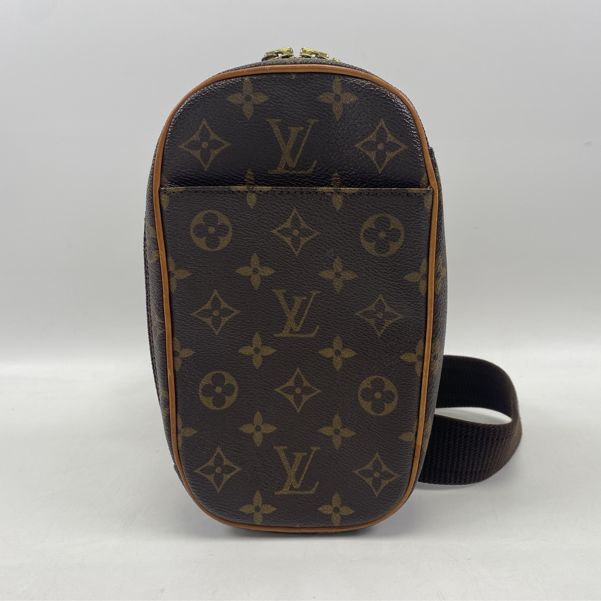 ルイ・ヴィトン モノグラム ポシェットガンジュ Bランク