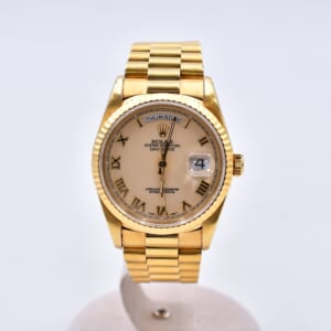 ロレックス デイデイト 白ローマン文字盤 YG/AT 18238