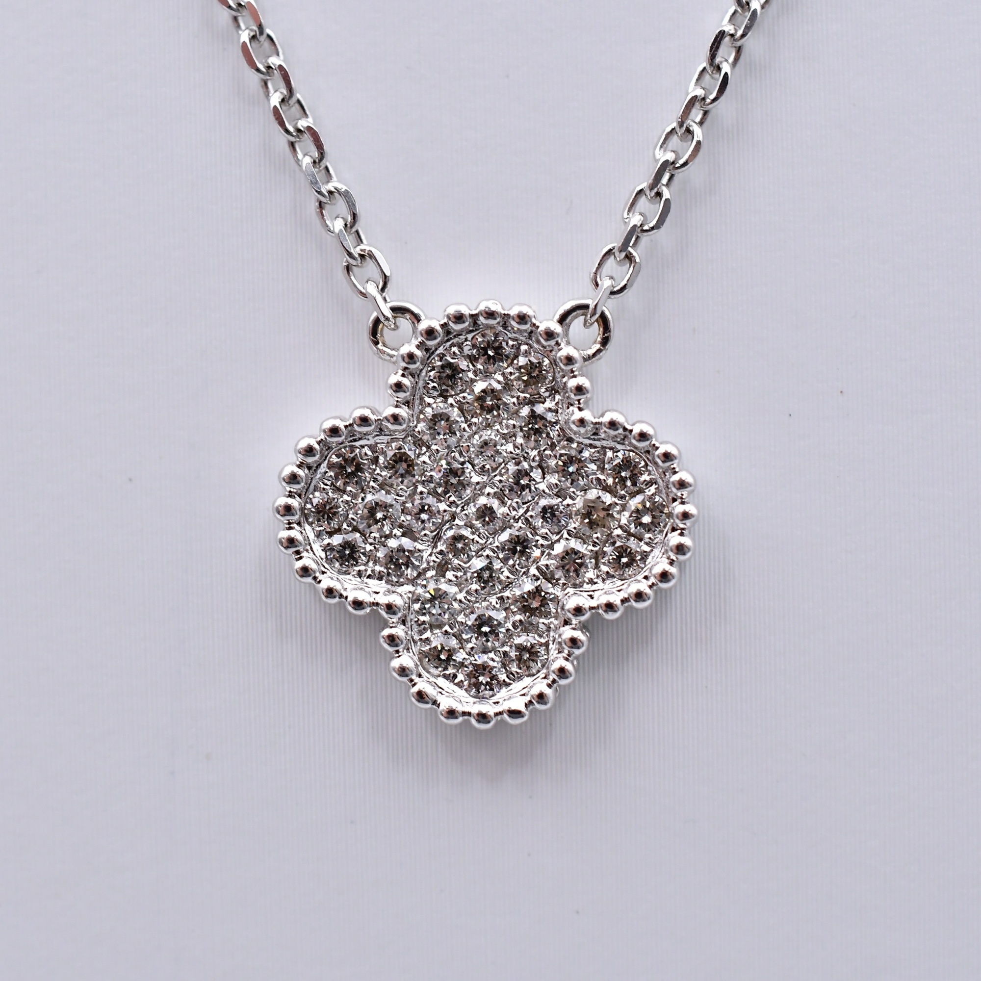 ダイヤネックレス K18WG 0.55ct Bランク