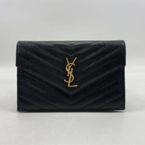 サンローラン カサンドラ エンベロープ ショルダーバッグ ブラック GD金具 レザー 393953 393953 買取実績【買取日：2026年3月9日】