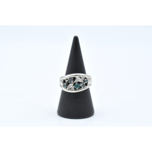 色石ダイヤリング Pt900 主石0.38ct 脇石0.19ct 買取実績【買取日：2026年3月5日】