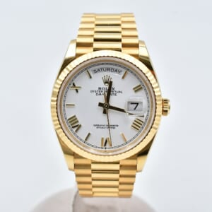 ロレックス デイデイト 白ローマン文字盤 YG/AT 128238 買取実績【買取日：2026年3月1日】