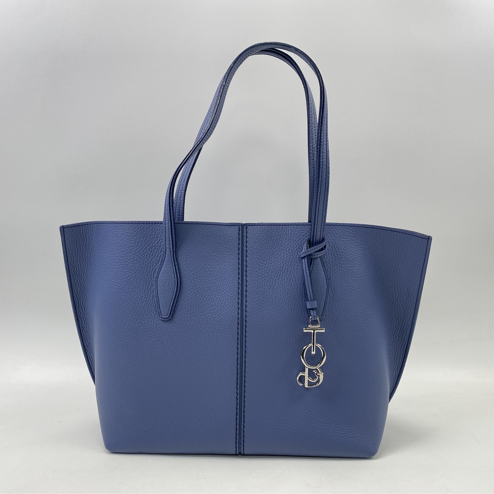 TOD'S ネイビー レザー トートバッグ トッズ トートバッグ レザー ネイビー 買取実績【買取日：2026年3月6日