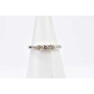 3Pメレダイヤリング K14WG 0.30ct