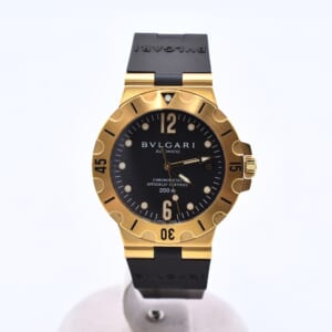 ブルガリ ブルガリ ディアゴノ 黒文字盤 750/ラバー/AT SD 38 G VD