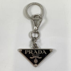 プラダ トライアングルロゴ キーリング 黒 1PS057