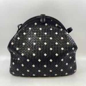 ボッテガヴェネタ イントレチャート がま口 ハンドバッグ 黒 レザー