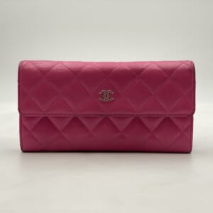 シャネル マトラッセ 二つ折り長財布 ピンク キャビアスキン SV金具