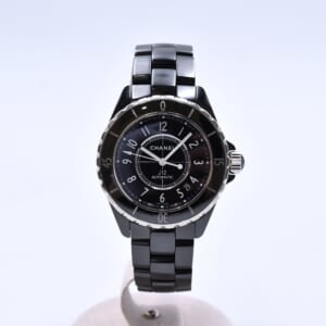 シャネル J12 黒文字盤 CE/AT H0685