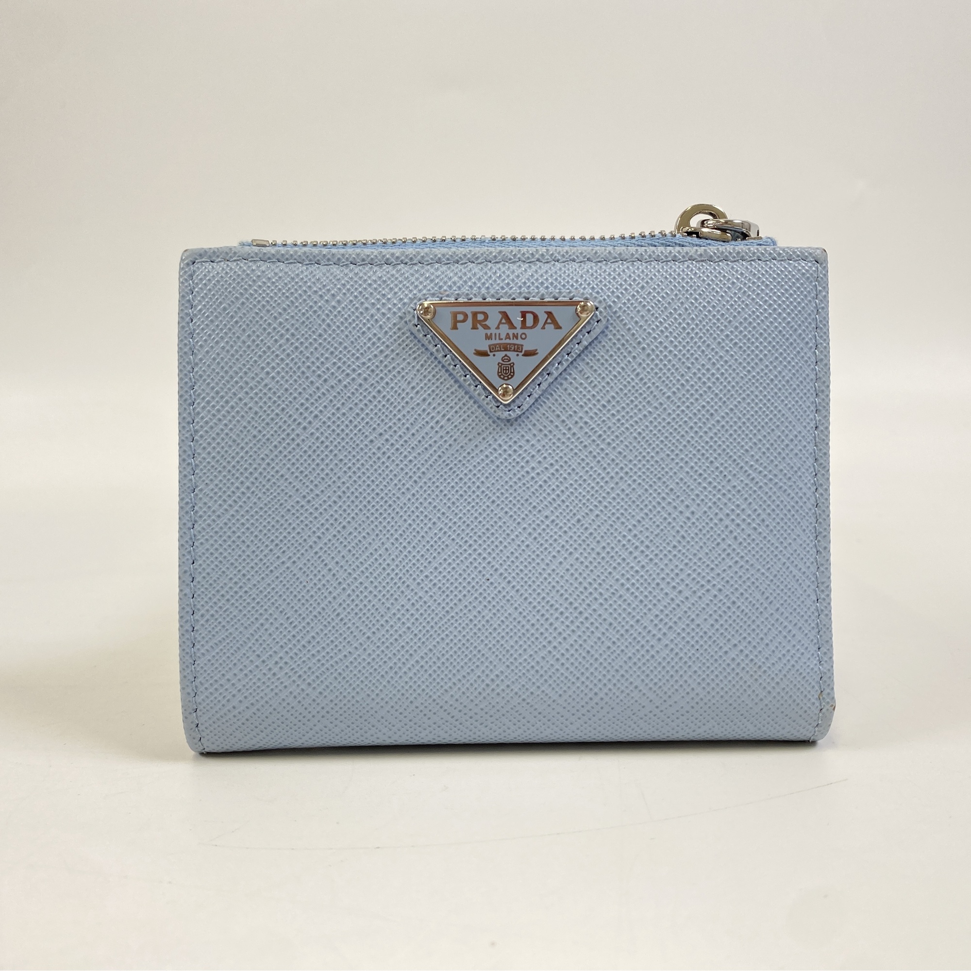 PRADA プラダ サフィアーノ 水色 プラダ PRADA サフィアーノ ショルダーバッグ レザー 水色 レディース