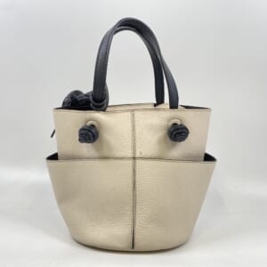 トッズ タッセルディティール ハンドバッグ 白ｘ黒 レザー