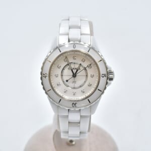 シャネル J12 白文字盤 10Pダイヤ CE/QZ H5703 買取実績【買取日：2026年3月27日】