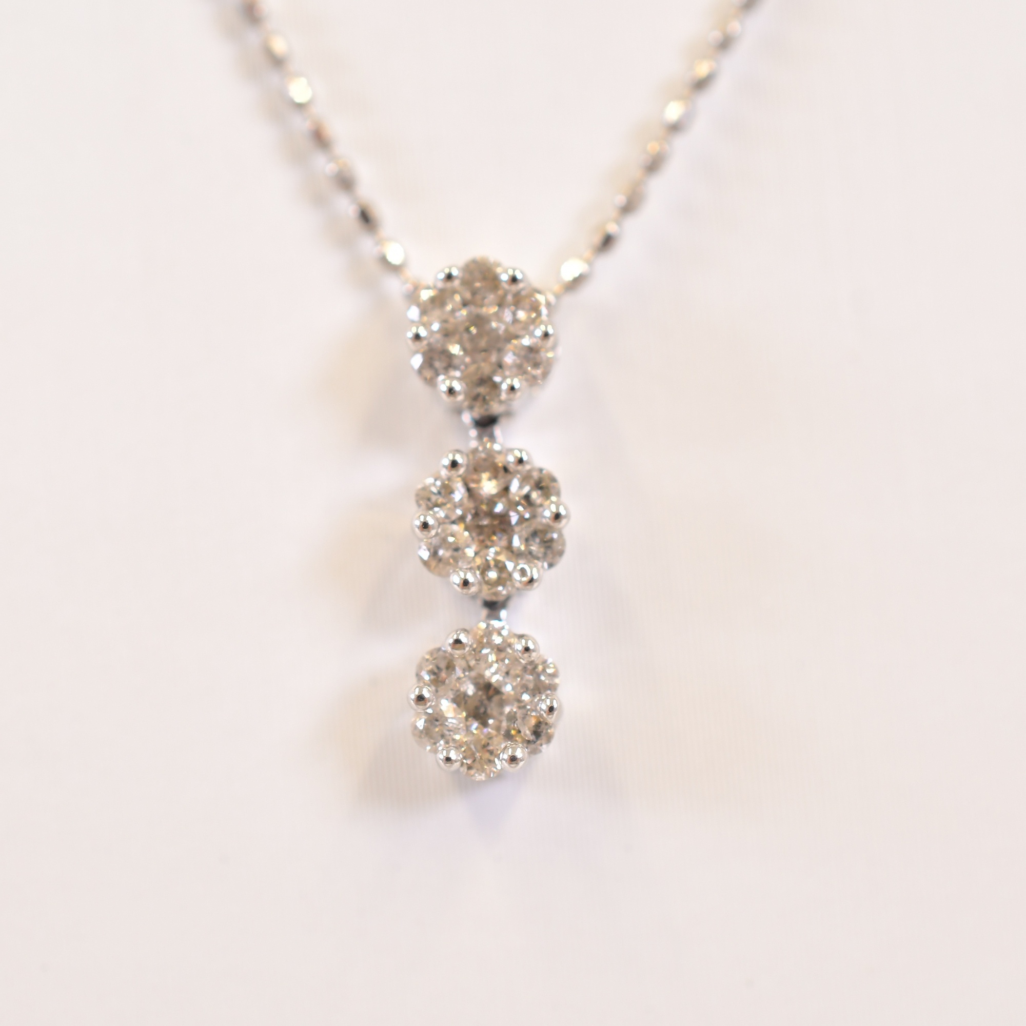 ダイヤネックレス 750 0.30 Bランク