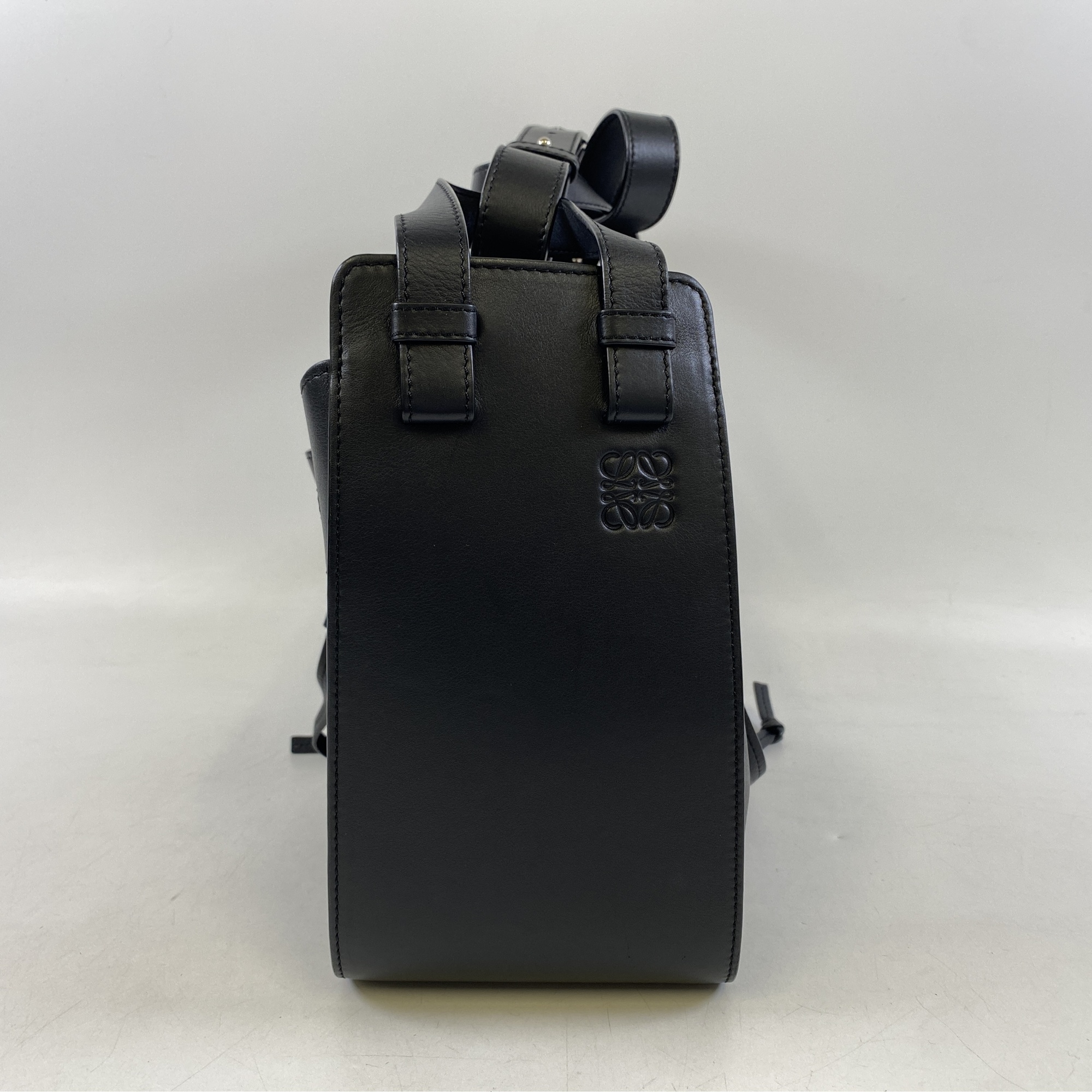 ロエベ ハンモック ミディアム 2WAYショルダーバッグ 黒 レザー 買取