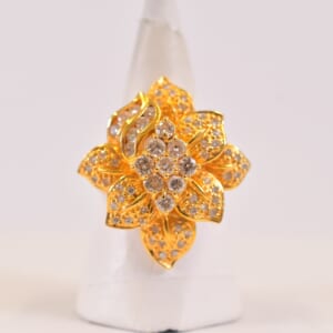 ダイヤリング 薔薇モチーフ K18 1.32ct