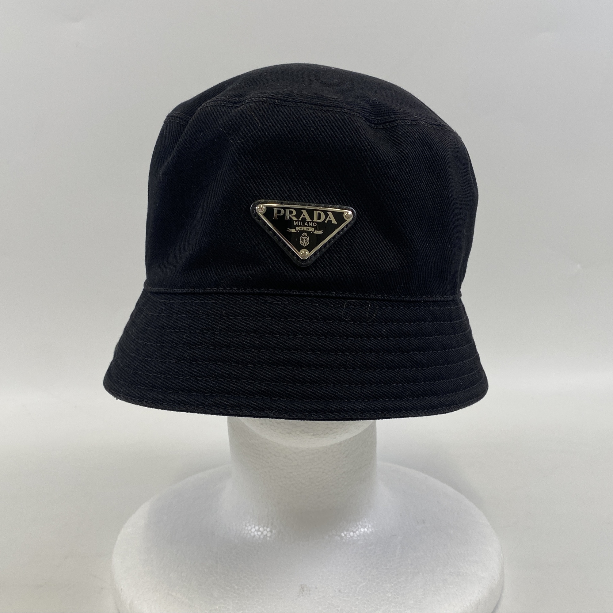 プラダ ロゴモチーフ バケツハット 黒 コットン ＃XL Sランク